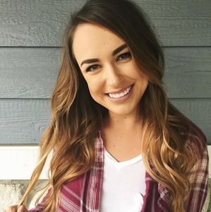 Meet your Posher, Katrina